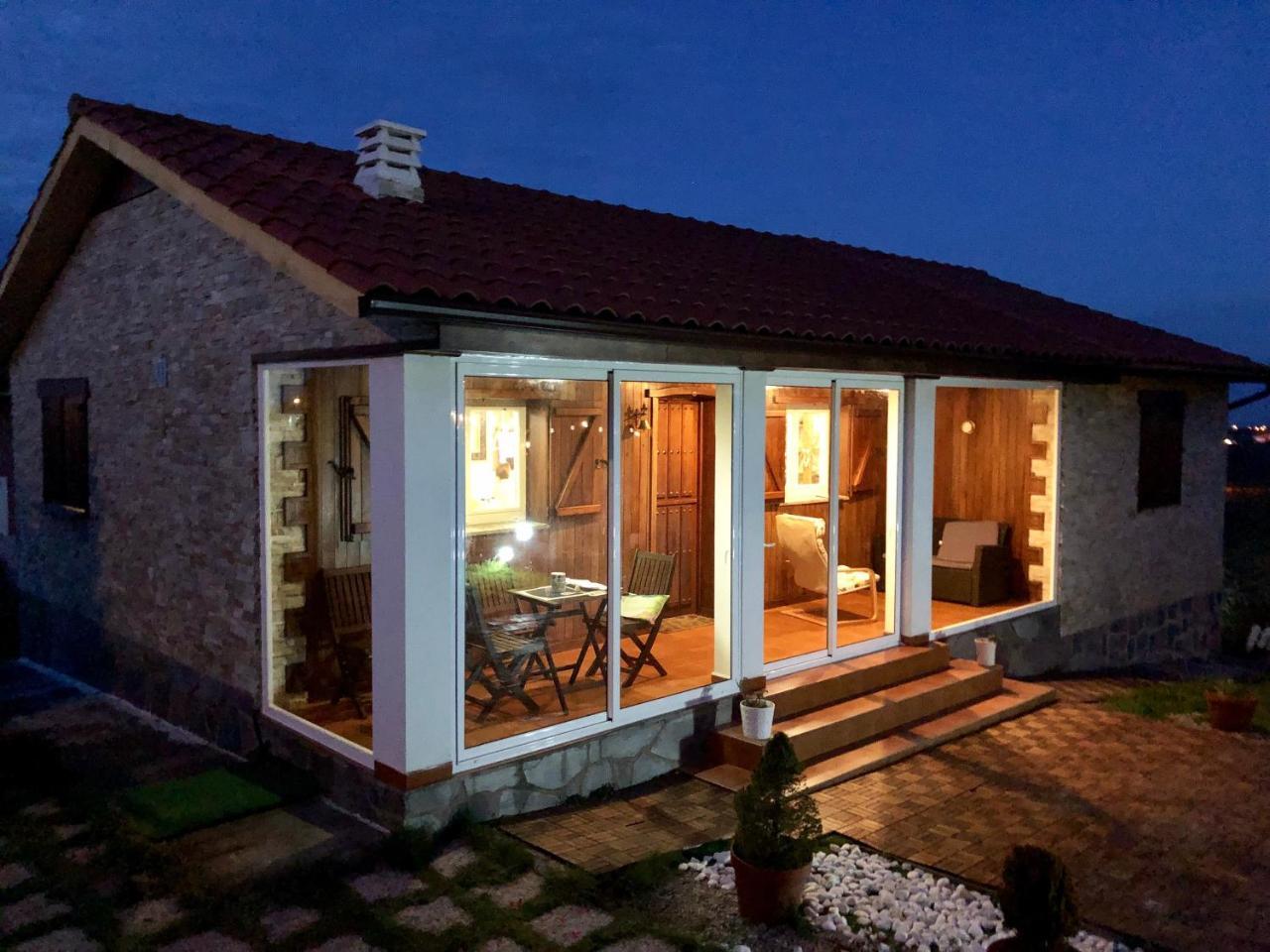 Camelia Casina Rural Villa Albuerne Dış mekan fotoğraf